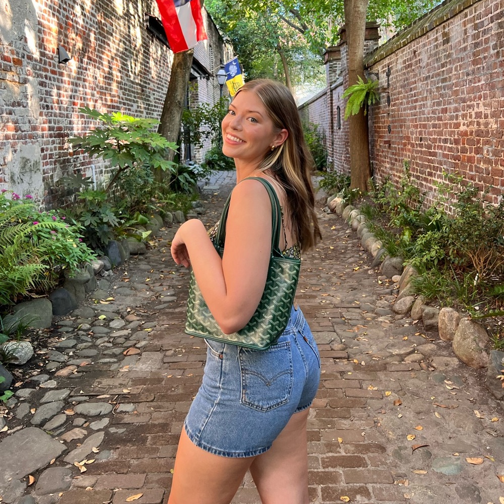 Meet your Posher, Paige